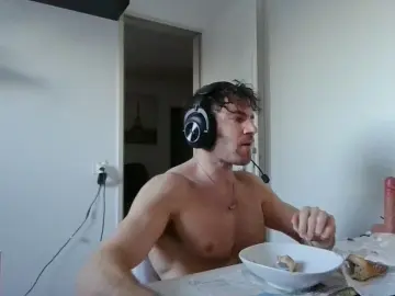 Cam4 Adult Webcam of ALPHA_HUNK