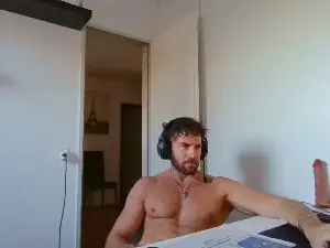 Cam4 Adult Video Chat of ALPHA_HUNK