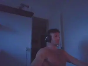 Cam4 Free Live Porn of ALPHA_HUNK