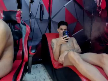 Cam4 Nude Webcam of Hot_Latino_guys