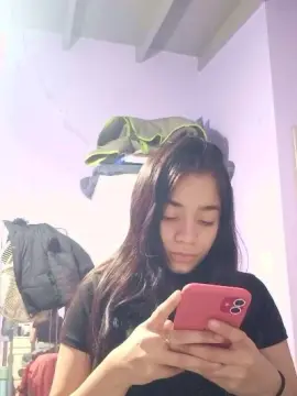 Cam4 Live Porn of miki584