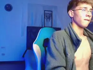 Cam4 Watch Live Sex Cams of Adam_foxs