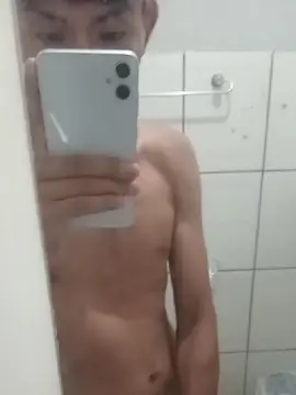 Cam4 Free Porn Cam of Novinhogtz18y