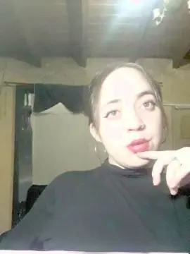 Cam4 Best Webcam of Roxxxi5