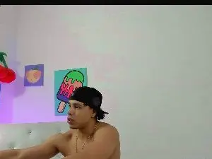 Cam4 Live Porn of Bol_adrian