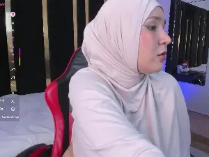 Cam4 Nude Webcam of SamiQuest