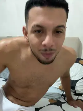 Cam4 Private Sex Chat of lionmodeno2