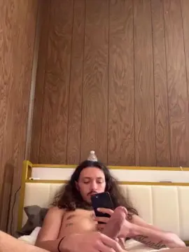 Cam4 Nude Webcam of BigDjunior8