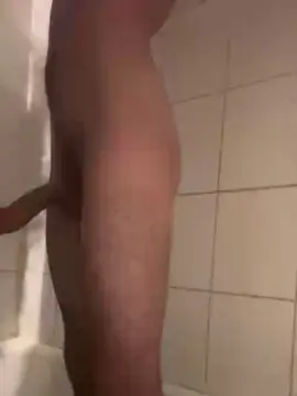 Cam4 Nude Webcam of BigDjunior8