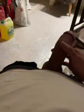 Cam4 Live Sex Cam of bigwhitecock75