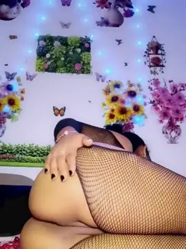 Cam4 Adult Video Chat of queenny1