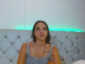 Cam4 Watch Live Sex Cams of AmelieLaurent