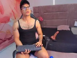 Cam4 Watch Live Sex Cams of Derek_Voss