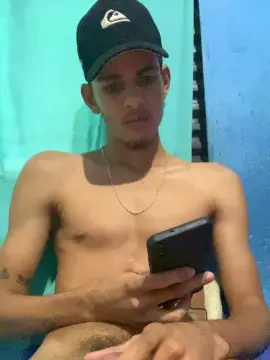 Cam4 Best Webcam of Dotadonovin19cm
