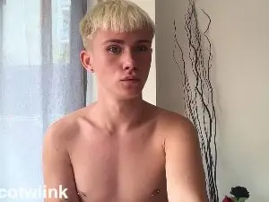 Cam4 Best Webcam of twinkniko