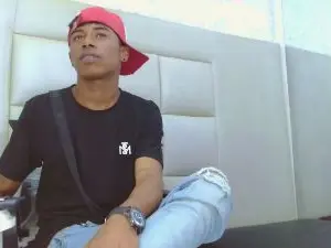 Cam4 Live Sex of TonnyMarck