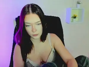 Cam4 Watch Live Sex Cams of KiaraTease