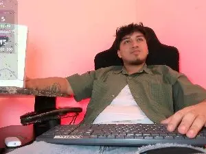 Cam4 Sex Chat of Oilmen22