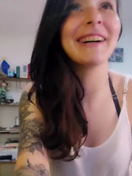 Cam4 Live Sex Cam of Roxannepiggy