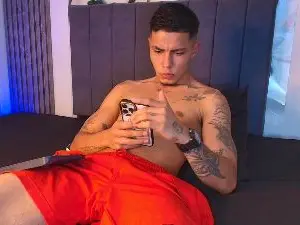 Cam4 Adult Video Chat of thomass_conorr