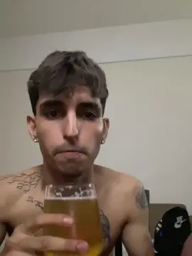 Cam4 Adult Video Chat of Danixxx77