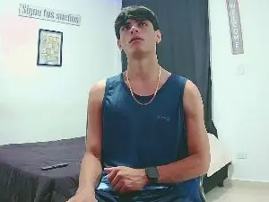 Cam4 Watch Live Sex Cams of harry_232001