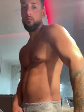 Cam4 Free Live Porn of stallonenapoli2