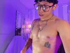 Cam4 Best Webcam of Akaza_