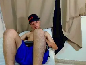 Cam4 Free Live Porn of Briian__