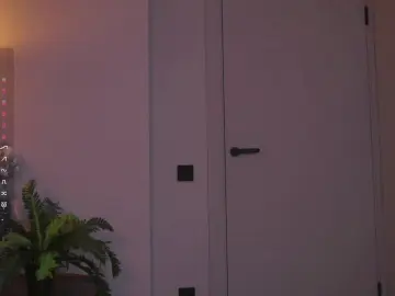 Cam4 Live Sex Cam of LaureBonawitz