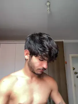 Cam4 Free Porn Cam of Mauriciobueno20