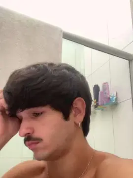 Cam4 Live Sex Cam of Mauriciobueno20