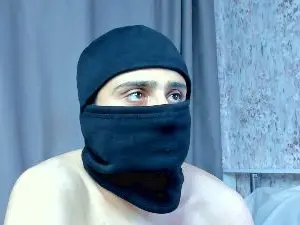 Cam4 Sex Cam of RavenMoss