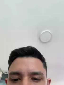 Cam4 Live Sex of Valent29