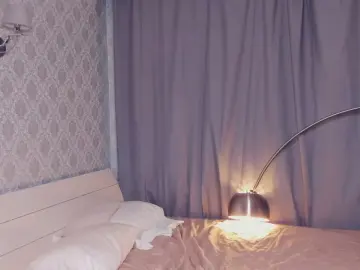 Cam4 Sex Cam of GloryAntillon