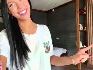 Cam4 Live Porn of SukWoodring