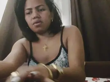 Cam4 Free Porn Cam of marcella37