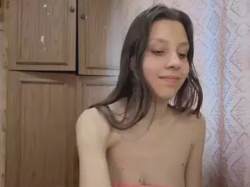 Cam4 Sex Cam of RoxannAbes