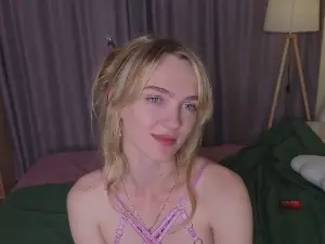 Cam4 Free Live Porn of RosalindRinker
