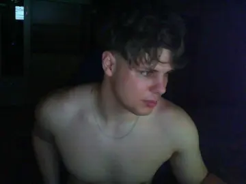 Cam4 Free Porn Cam of gymguy0505