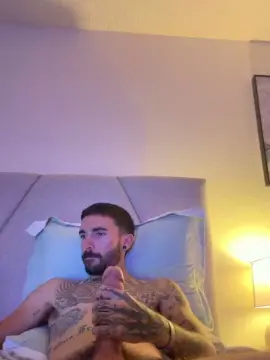 Cam4 Adult Video Chat of BigDickJohnny25