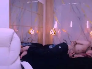 Cam4 Live Sex of Iantwink18