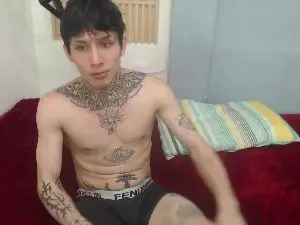 Cam4 Sex Cam of Iantwink18