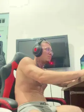Cam4 Adult Video Chat of Marco_Lift