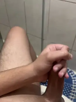 Cam4 Free Live Porn of Rolagrandeeer