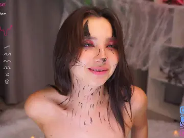 Cam4 Nude Webcam of OraDenner