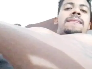 Cam4 Live Porn of Threem232