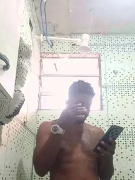 Cam4 Watch Live Sex Cams of Threem232