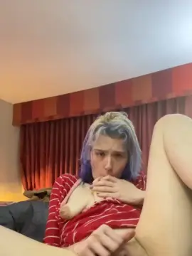 Cam4 Private Sex Chat of StrawberryBunni