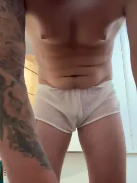 Cam4 Free Live Porn of BigAyljay